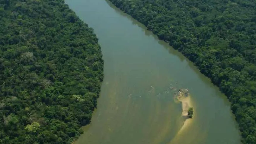 trecho do rio da UHE Castanheira