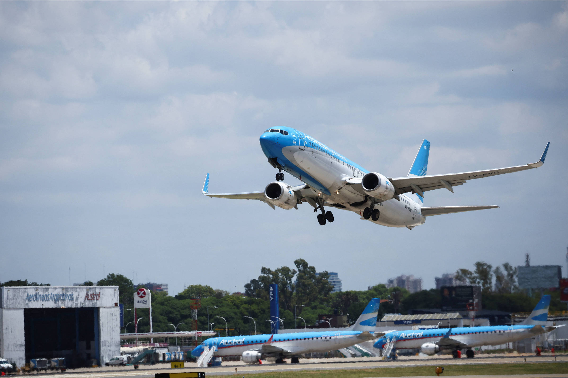 Aerolíneas terá voos de São Paulo para Punta del Este – 24/09/2025 – Mercado