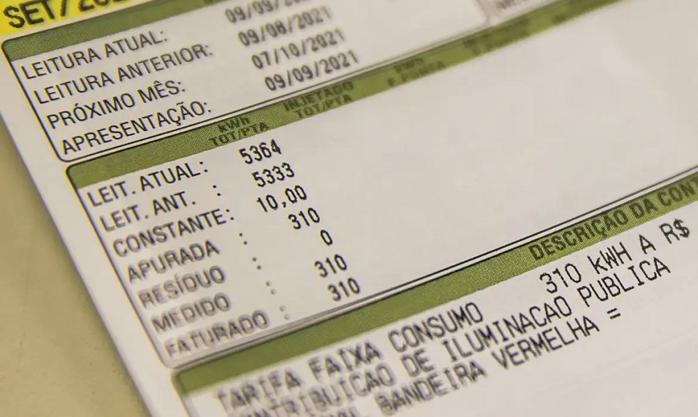 Aneel reduz bandeira para vermelha 1 na conta de luz em outubro