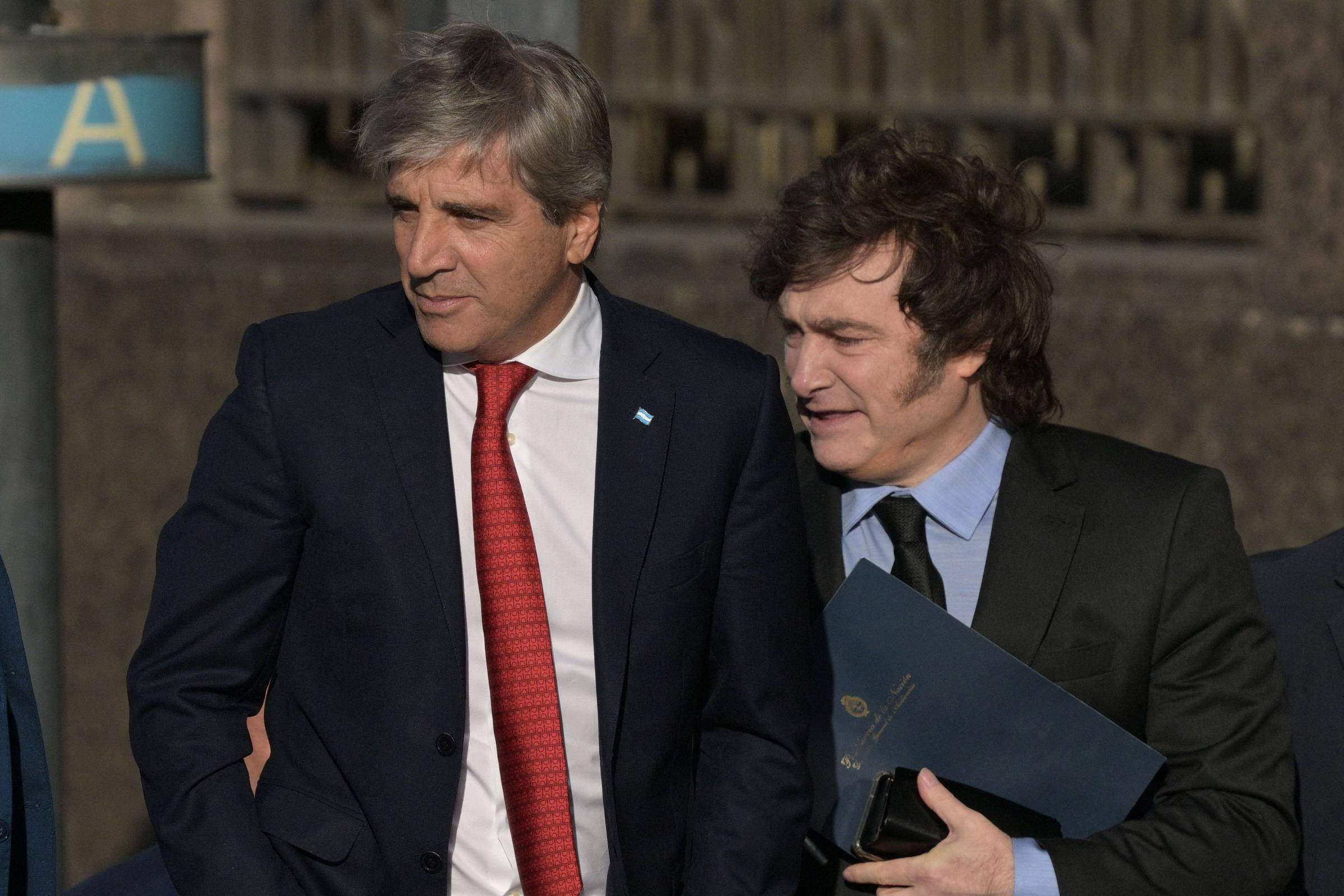 Argentina: Vamos vender até o último dólar, diz ministro – 19/09/2025 – Mercado