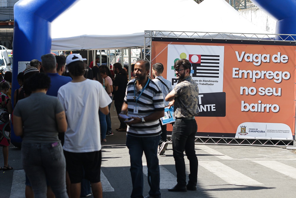 Brasil cria 147 mil empregos formais em agosto, pior resultado para o mês desde 2020