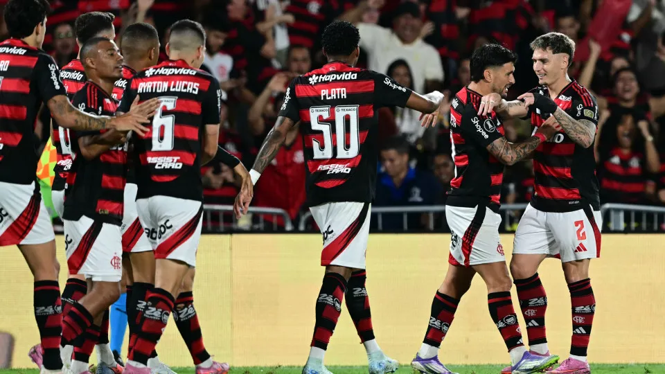 Flamengo se prepara para gramado ‘polêmico’ da Fonte Nova