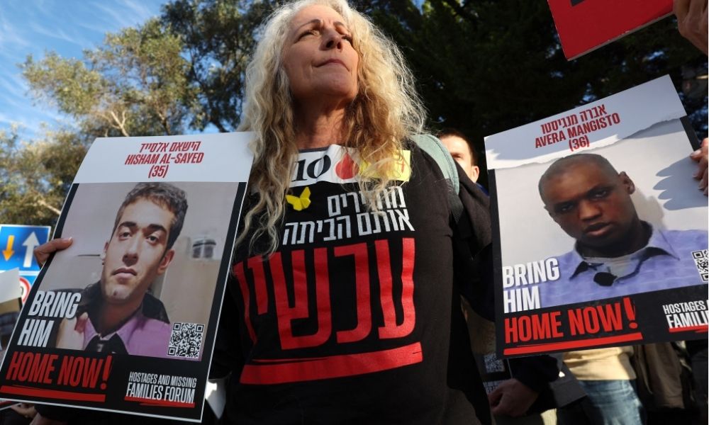 Fórum das famílias de reféns classifica plano de Trump para Gaza como ‘histórico’