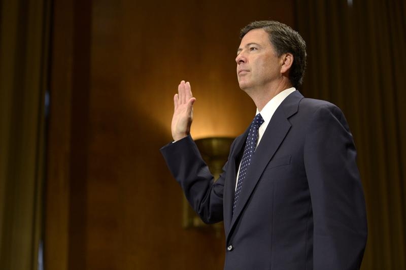 James Comey, ex-diretor do FBI, é denunciado à Justiça após pressão de Trump