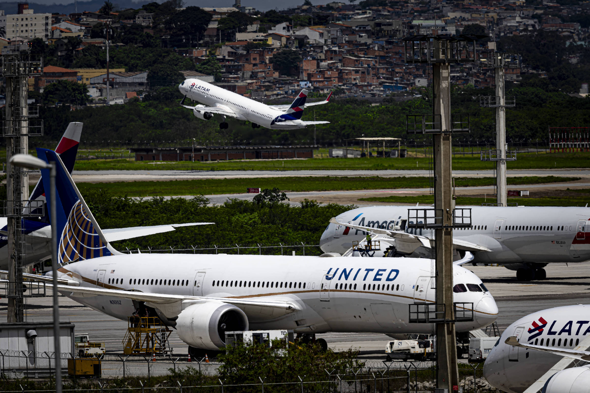 Anac negou 48% dos pedidos de reequilíbrio de aeroportos – 12/10/2025 – Mercado