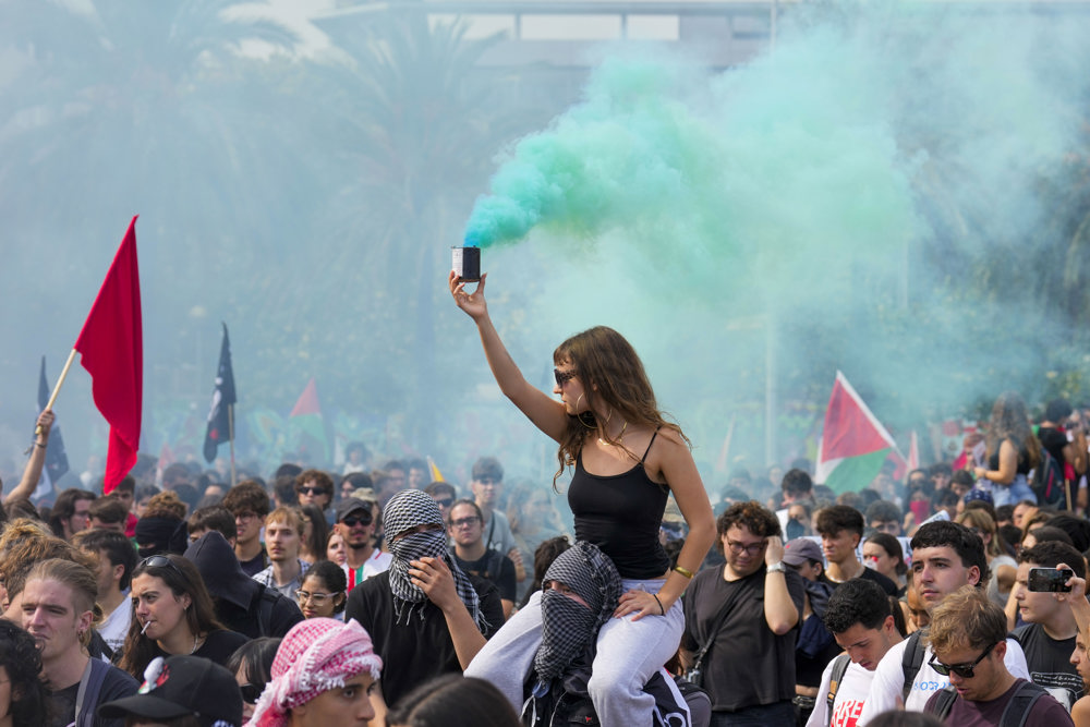 Brasileiros detidos em Israel denunciam falta de água e comida em prisão; Brasil cobra libertação imediata