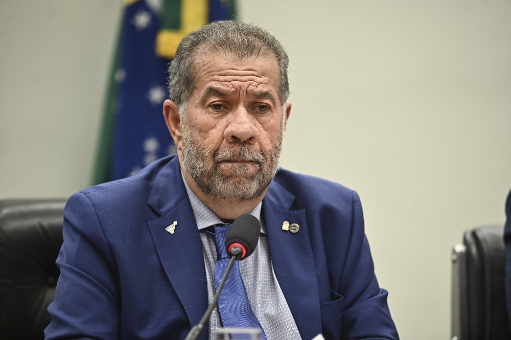 CPMI do INSS retira de pauta quebra de sigilo do ex-ministro da Previdência Carlos Lupi