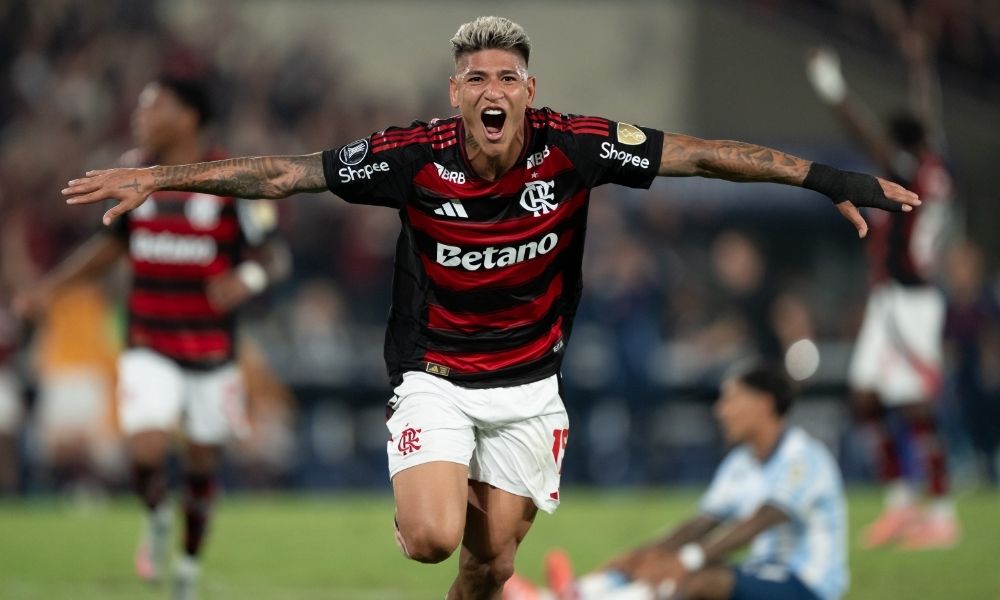 Carrascal decide e Flamengo vence o Racing no Maracanã pela semifinal da Libertadores