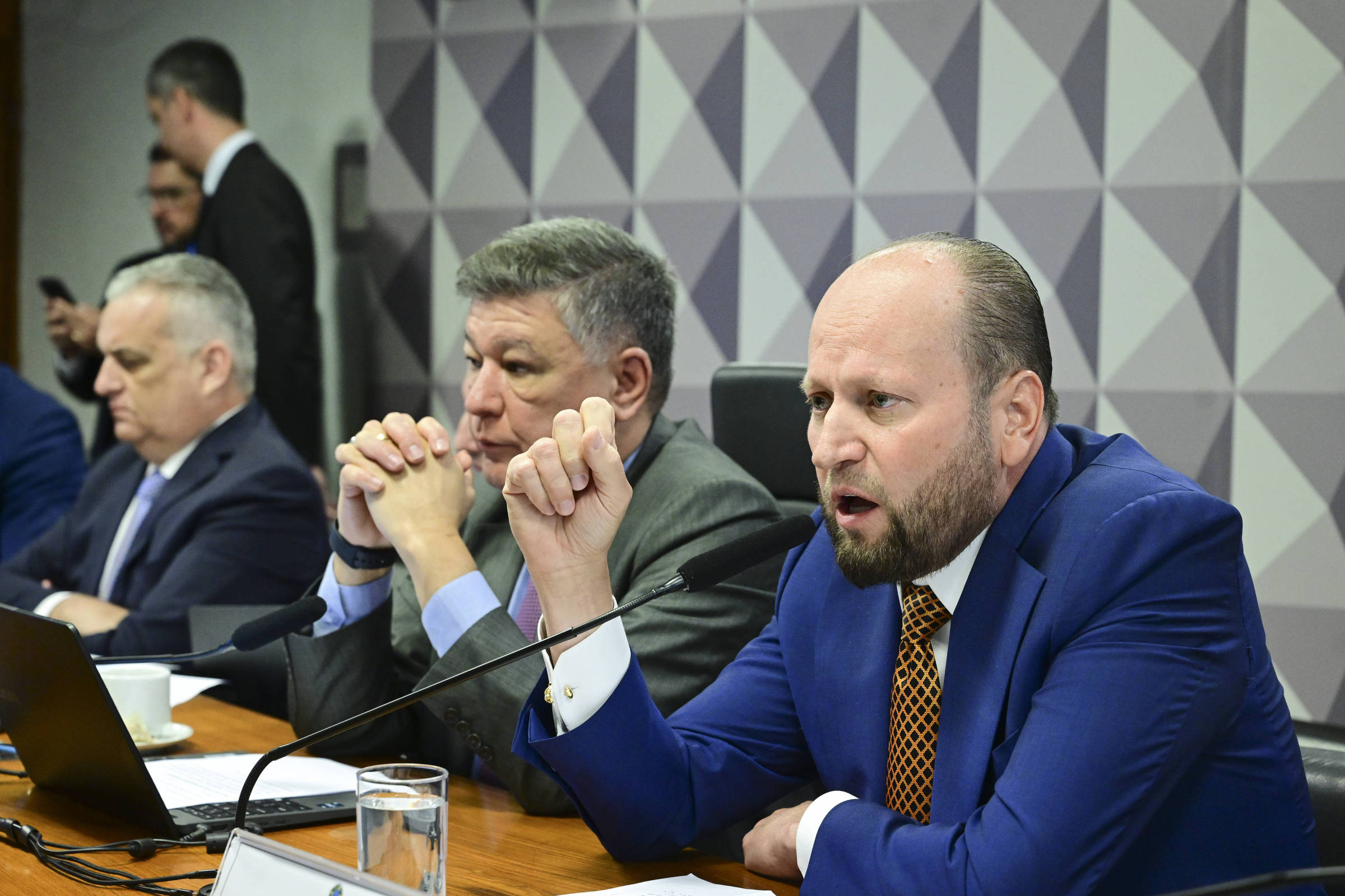 Caso PixBet coloca Corinthians nos arquivos da CPI do INSS – 29/10/2025 – Mercado