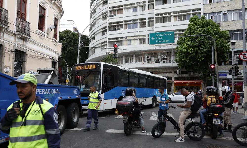 Cláudio Castro mantém reforço no policiamento após Operação Contenção
