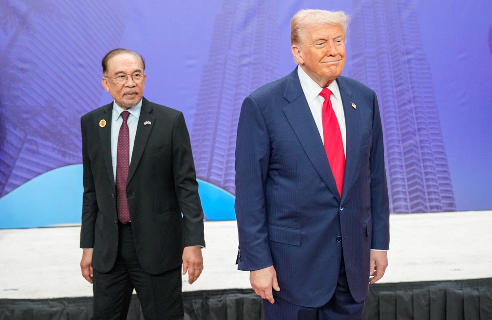 EUA e Malásia firmam acordo comercial com foco em tarifas, cadeias produtivas e segurança econômica