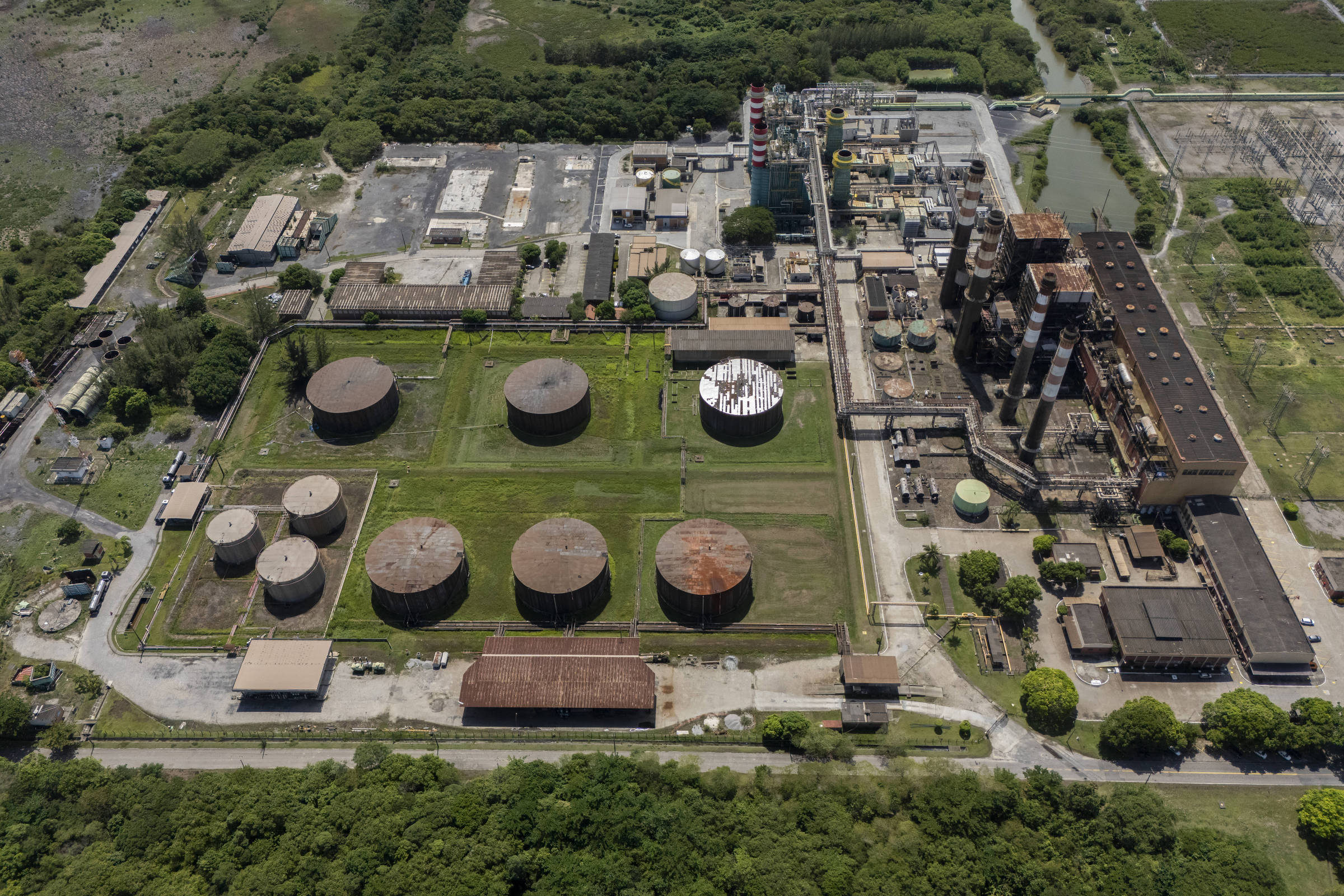 Eletrobras conclui venda de última usina térmica – 09/10/2025 – Mercado