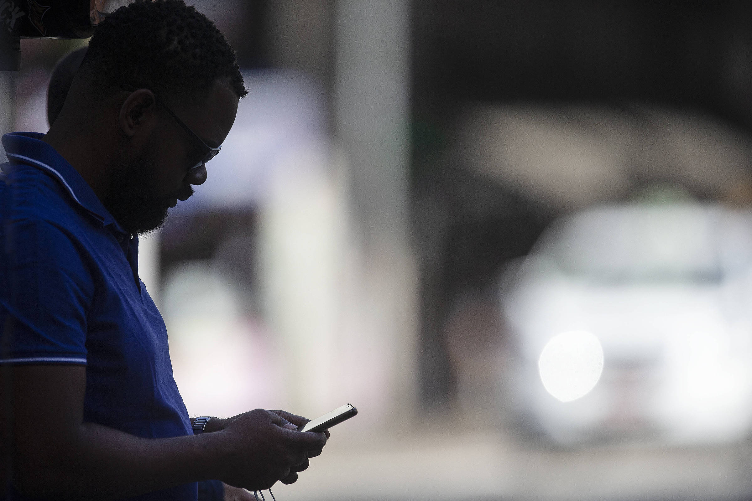 Enquanto 5G avança, tecnologia anterior fica estagnada – 07/10/2025 – Painel S.A.