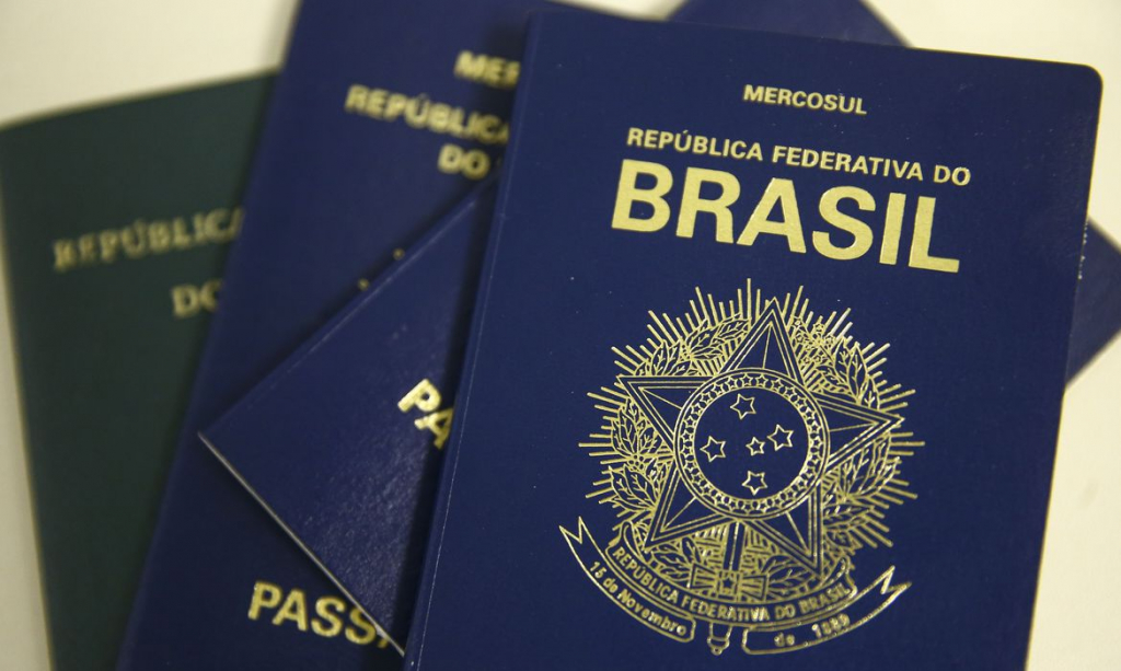 Europa começa a substituir carimbos em passaportes por sistema eletrônico de controle de viagens