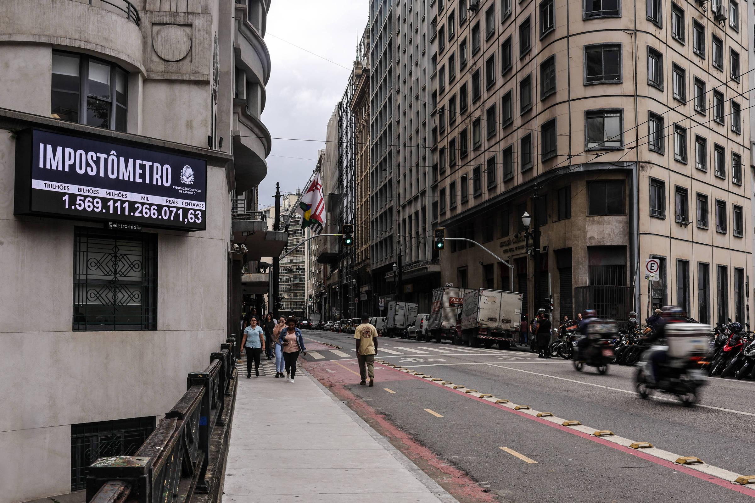 Gasto público teve efeito contracionista sobre o PIB no 1º semestre – 09/10/2025 – Bráulio Borges