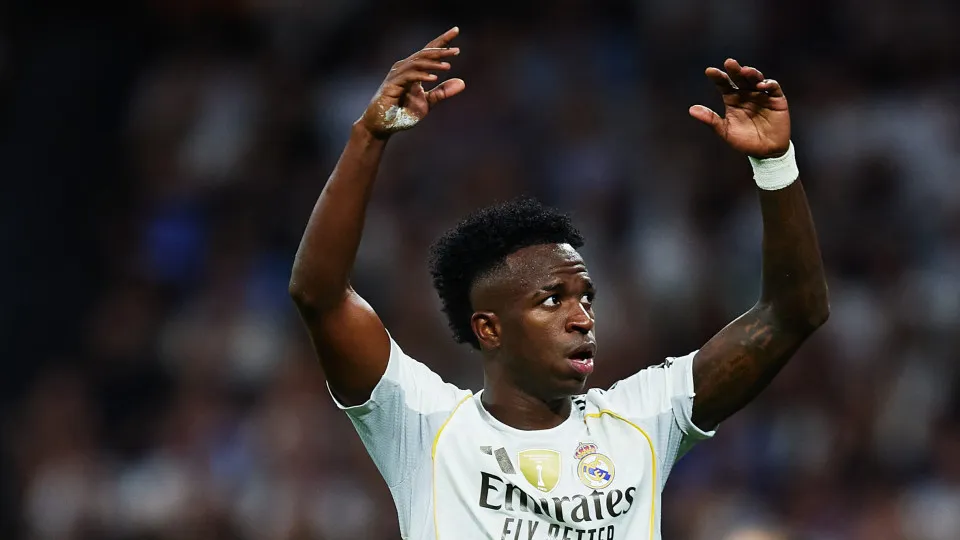 Incêndio destrói parte da casa de Vinícius Jr. em Madri