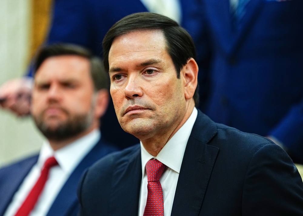 Indicado por Trump para negociar com o governo brasileiro, Rubio é crítico de Lula e próximo a Eduardo Bolsonaro