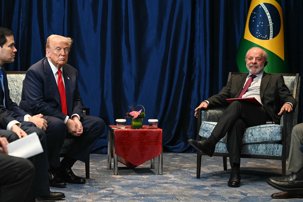 Lula e Trump se encontram na Malásia e negociam o tarifaço