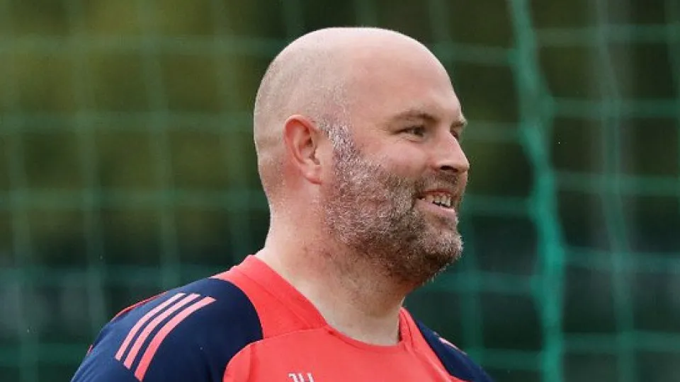 Manchester United e Liverpool choram morte de roupeiro aos 44 anos