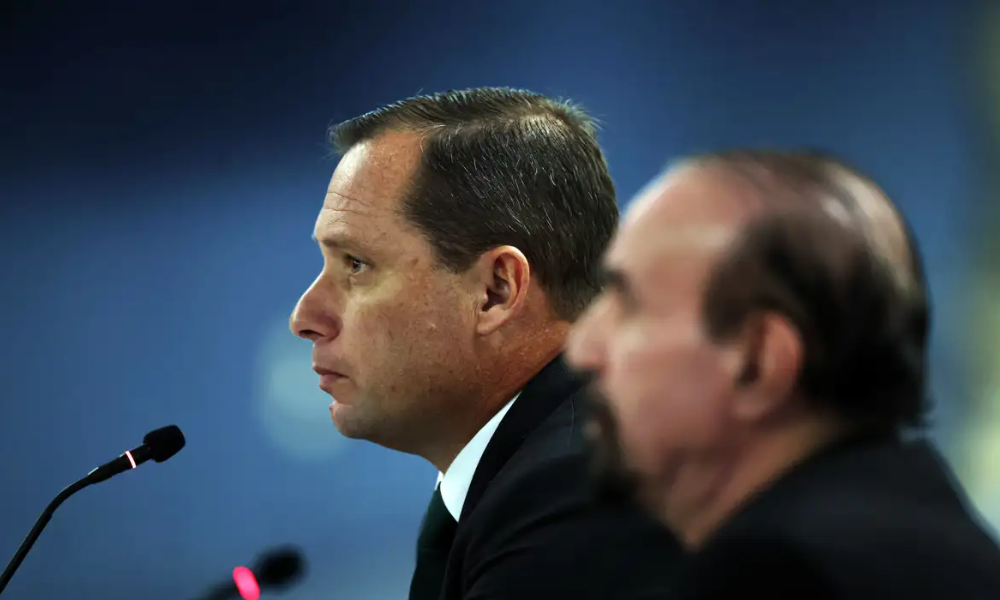 Moraes manda Cid tirar tornozeleira e cumprir pena em regime aberto