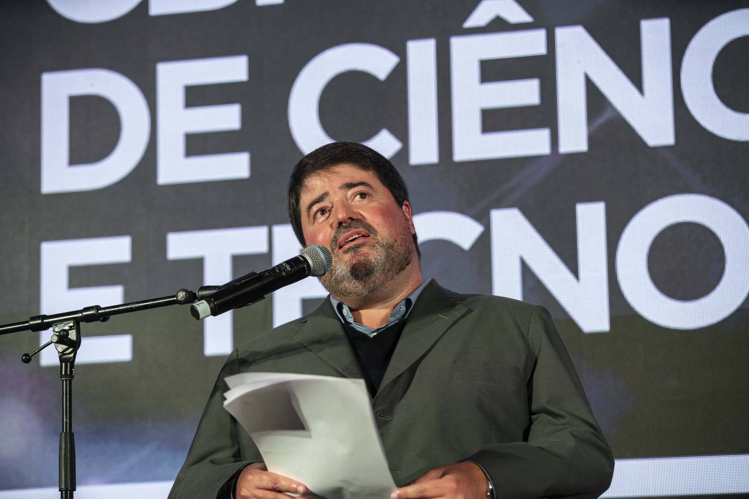 Nióbio é fruto de parceria entre Moreira Salles e MG – 24/10/2025 – Mercado
