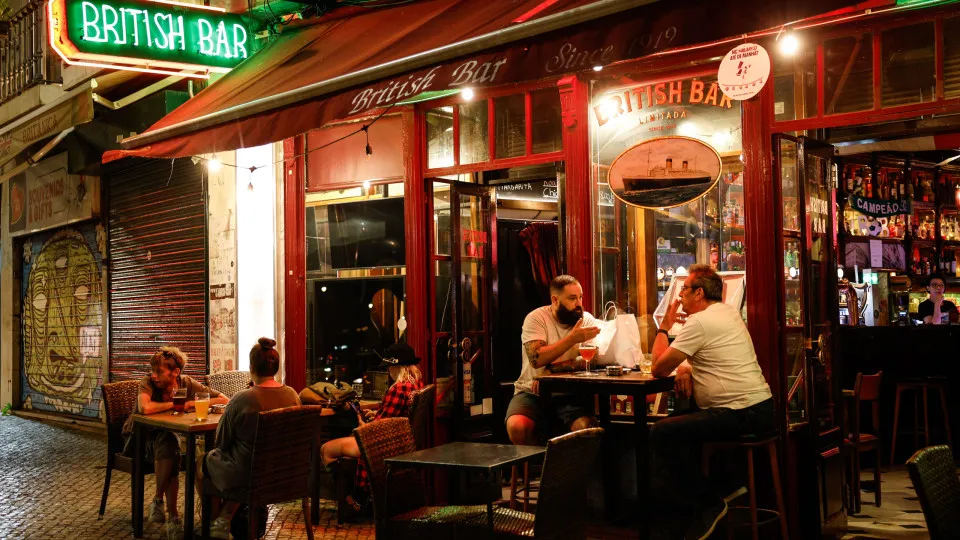 OMS quer alterar as políticas de consumo de álcool para prevenir o câncer