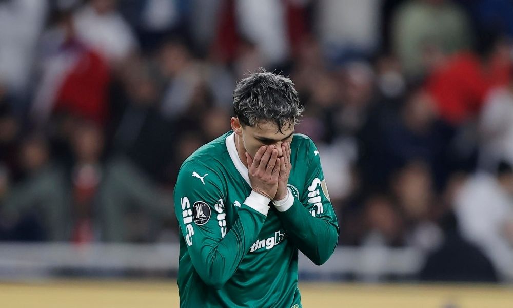 Palmeiras é surpreendido, perde de 3 a 0 para LDU e se complica na Libertadores