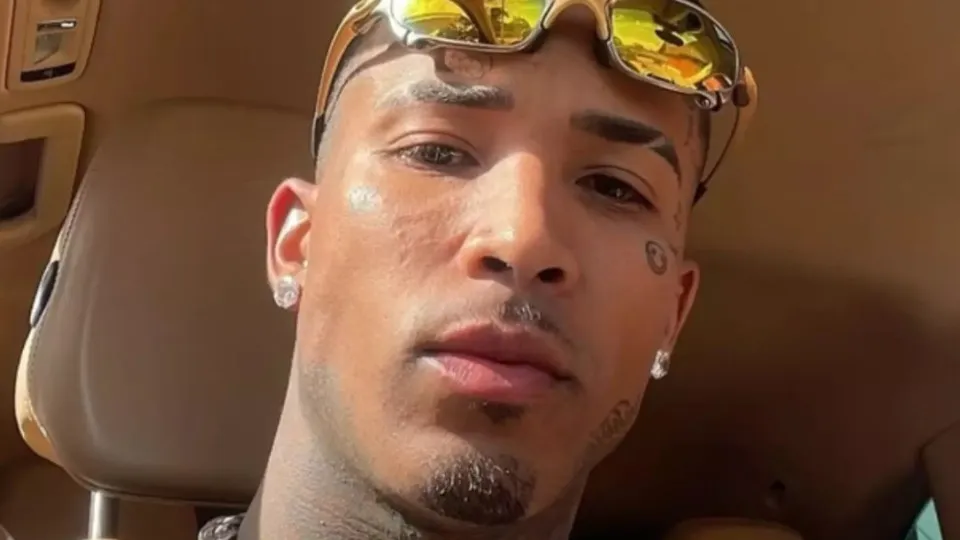 Porsche e celulares do influenciador Gato Preto são apreendidos pela polícia em SP