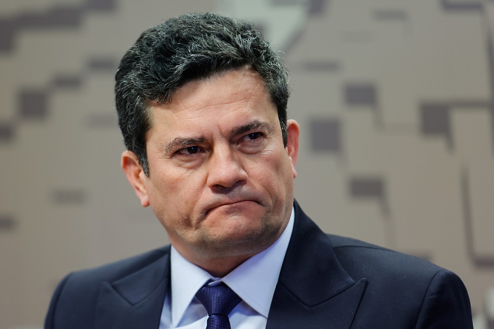 Moro diz que manterá candidatura: ‘Política se faz com respeito’ 