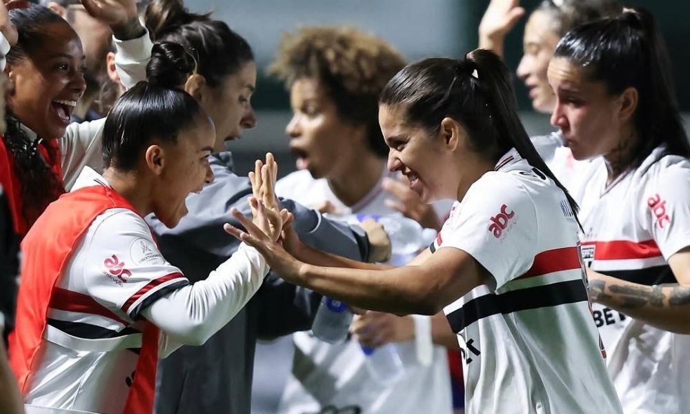 São Paulo bate San Lorenzo por 2 a 0 e estreia com vitória na primeira participação na Libertadores Feminina