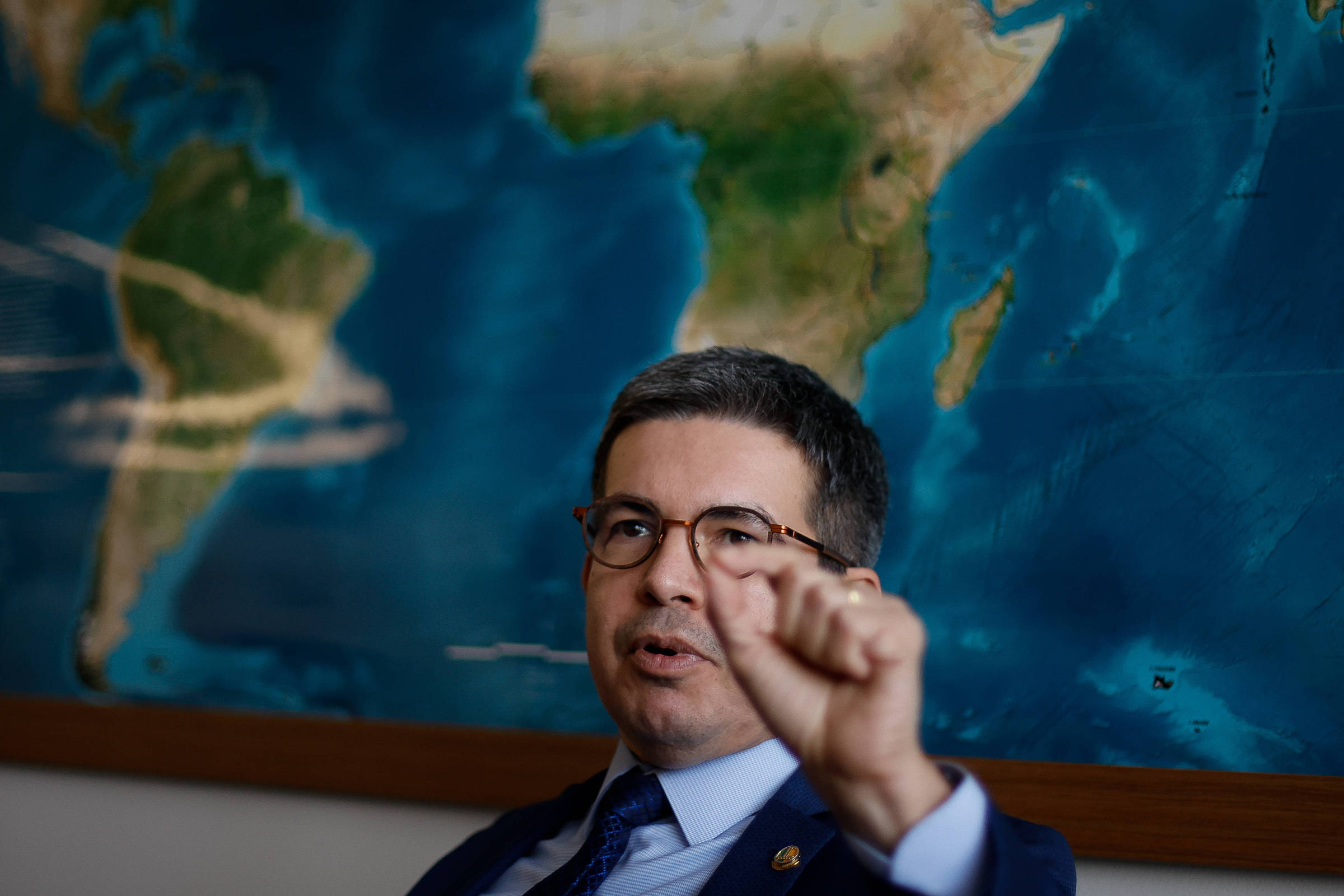 Senado aprova projeto da gratuidade de bagagem de mão – 22/10/2025 – Mercado