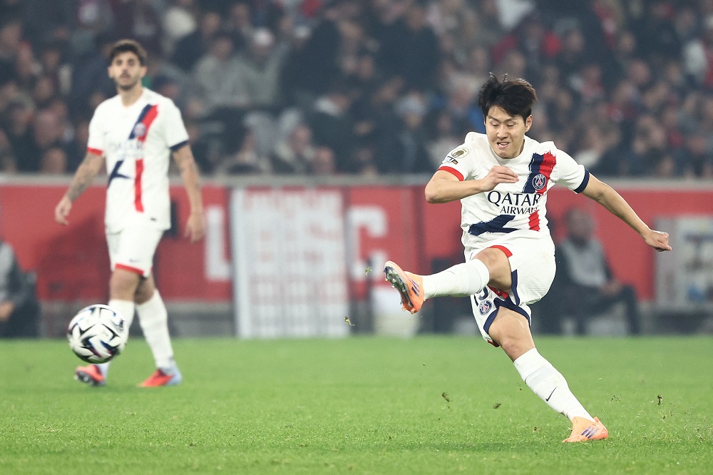 Sul-coreano do PSG Lee Kang-in é eleito melhor jogador internacional asiático