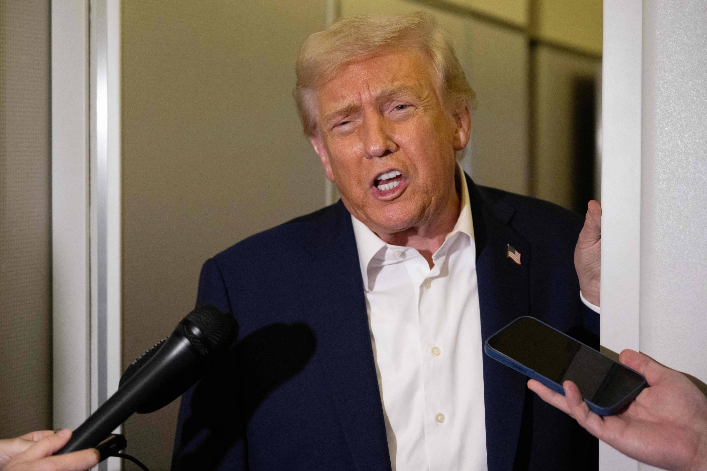 Tarifas: Canadá terá mais 10%, diz Trump – 25/10/2025 – Mercado