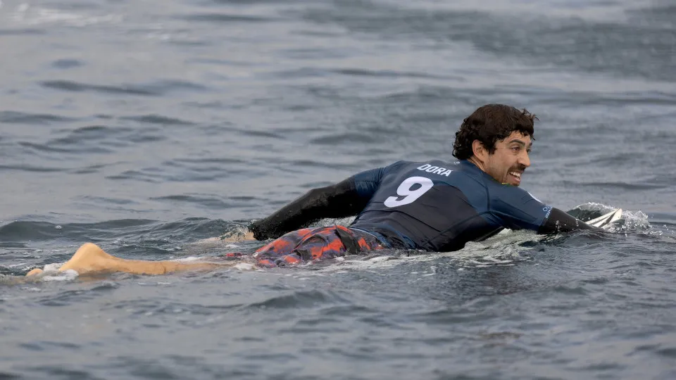 Yago Dora supera dois ‘quase’ na WSL e comemora título mundial inédito
