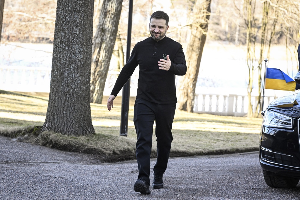 Zelensky viajará aos EUA esta semana para se reunir com Trump e discutir envio de armas de longo alcance