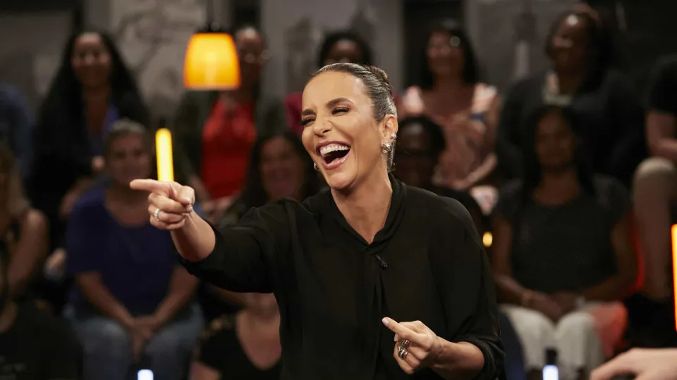 Artistas que brigaram com fãs (e até por causa de marido)