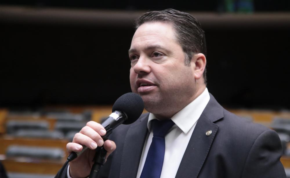 Deputado quer sustar demarcação de terra indígena no MS e cobra Lewandowski