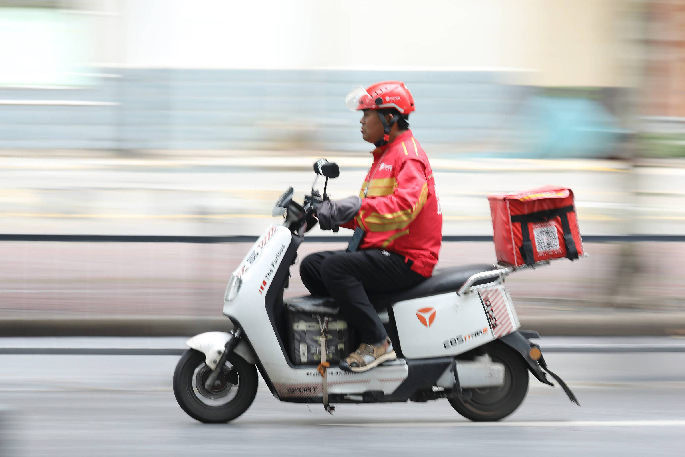 Entregador de app na China revela como é o trabalho contando cada minuto – 09/11/2025 – Mercado