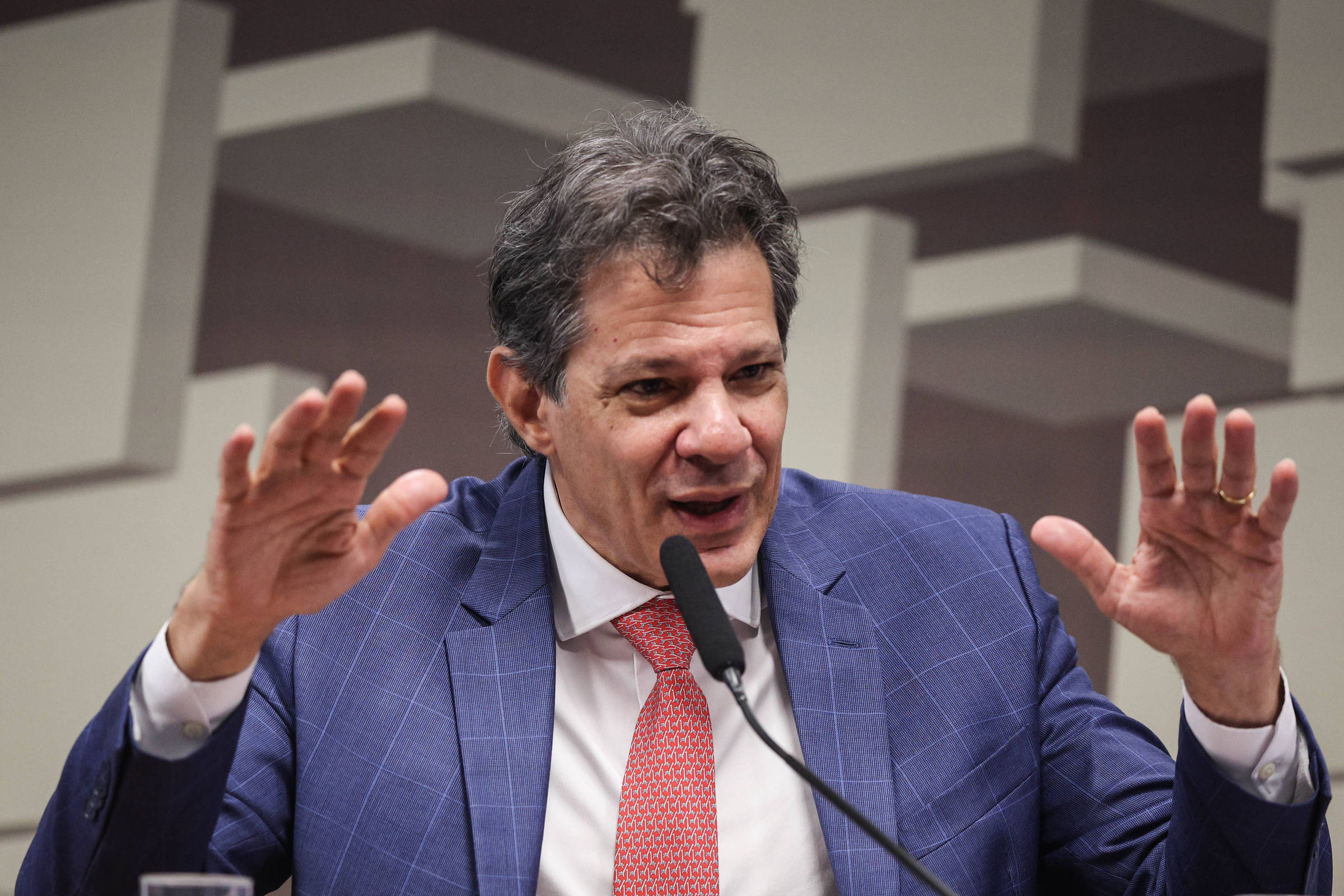 Haddad diz que cabeça do crime está ‘na praia de Miami’ – 31/10/2025 – Cotidiano