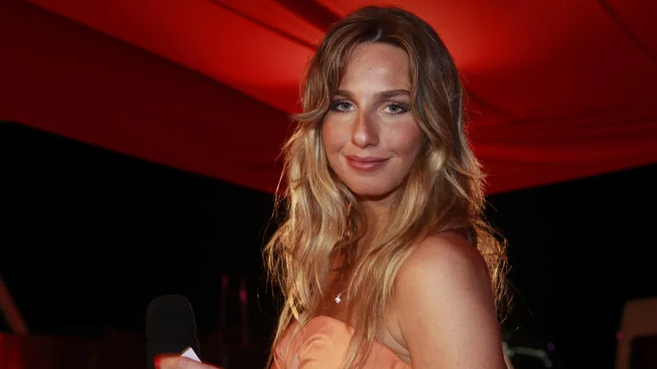 Mariana Weickert relata descoberta de câncer de pele