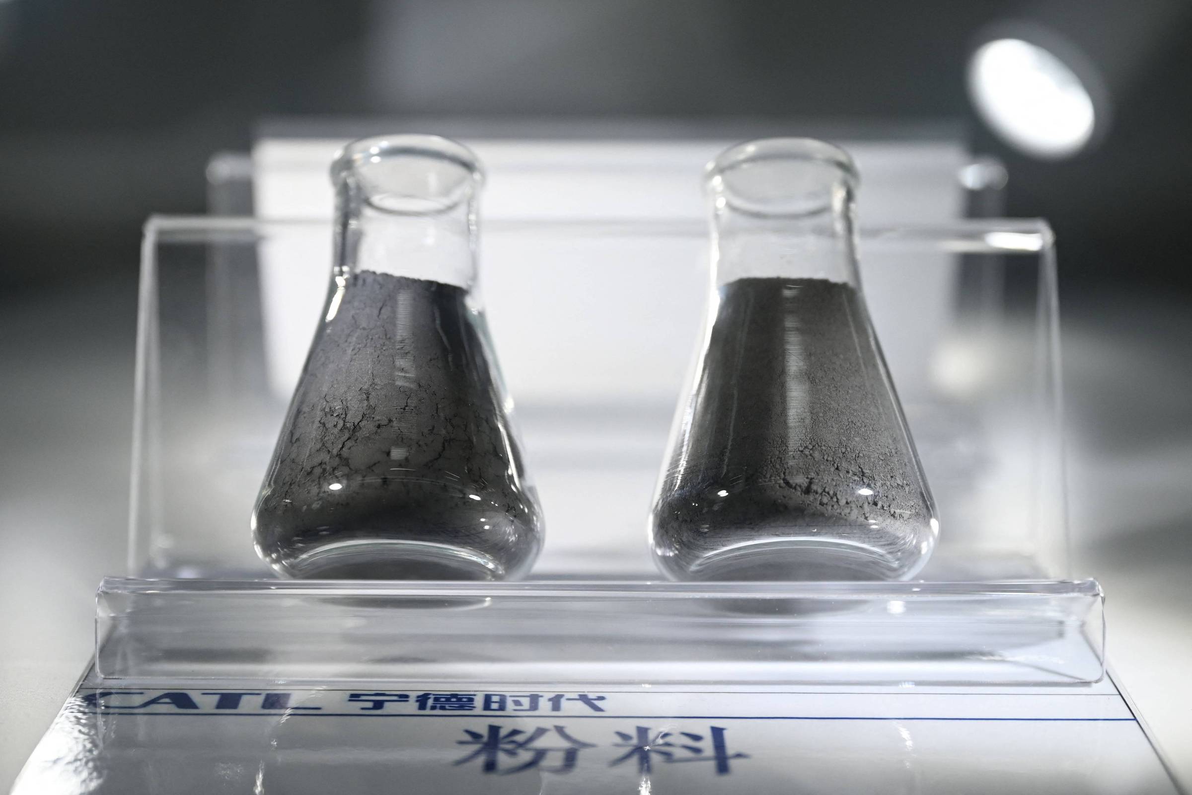 Minerais críticos: Grafite, para que serve? E o Brasil? – 15/11/2025 – Mercado