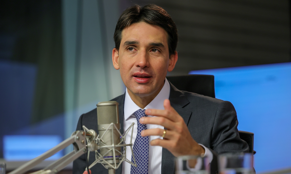 Ministro afirma ser contra a cobrança de taxa de bagagem em voos nacionais