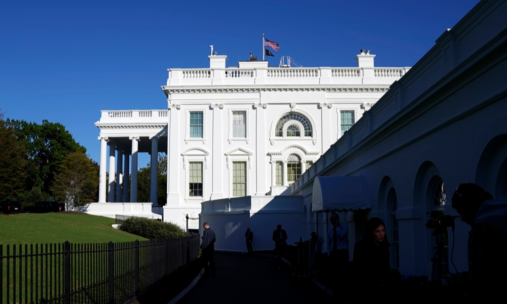 Pelo menos dois soldados são baleados perto da Casa Branca