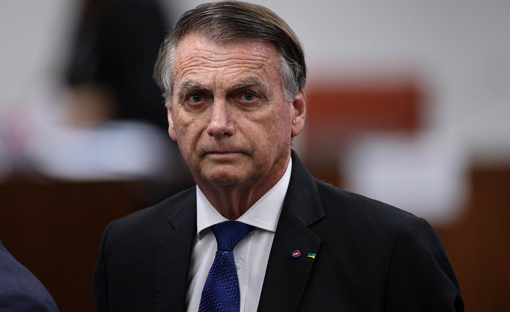 Petista quer convocar Bolsonaro para depor na CPMI do INSS