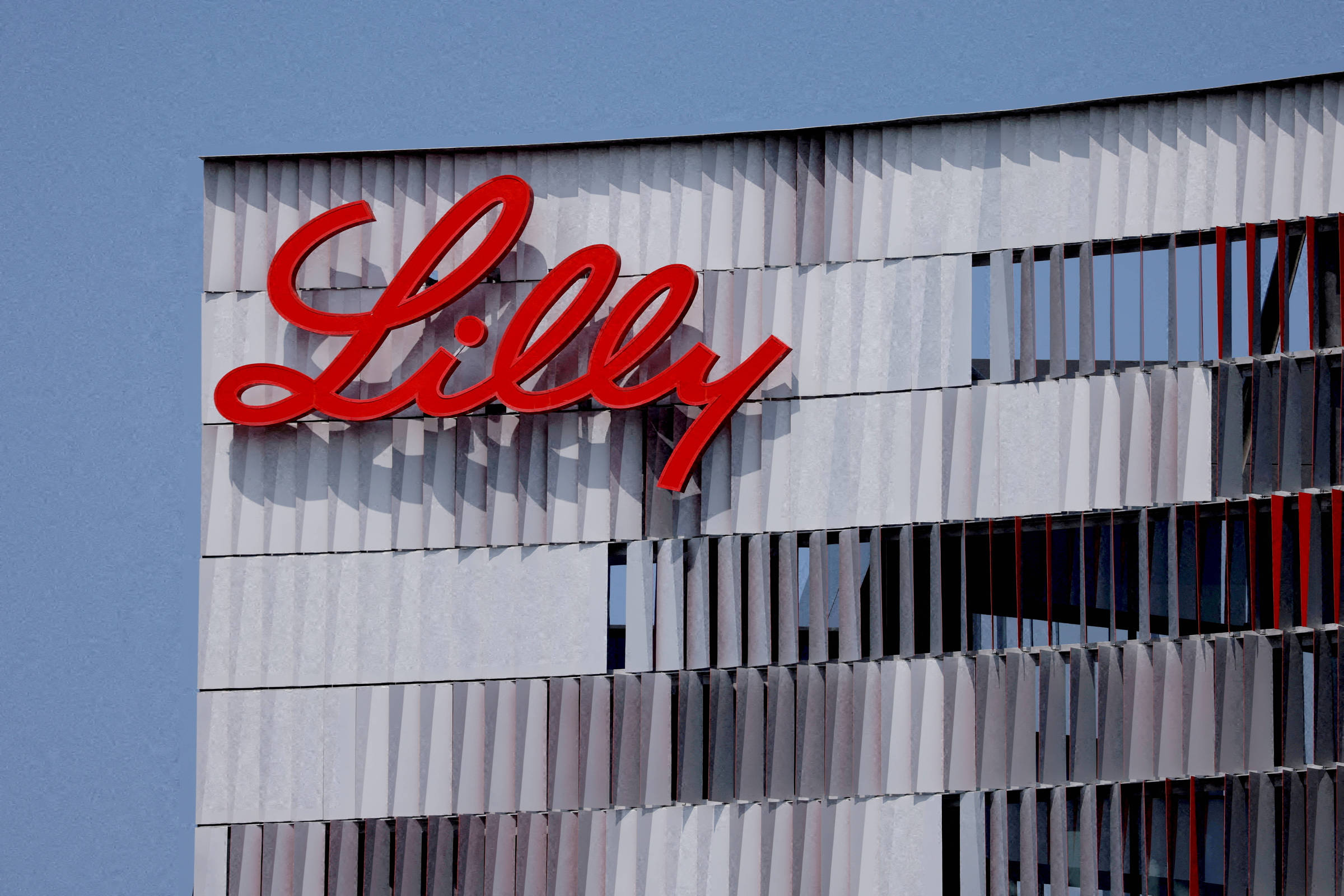Remédios para obesidade elevam Eli Lilly a US$ 1 trilhão – 23/11/2025 – Mercado