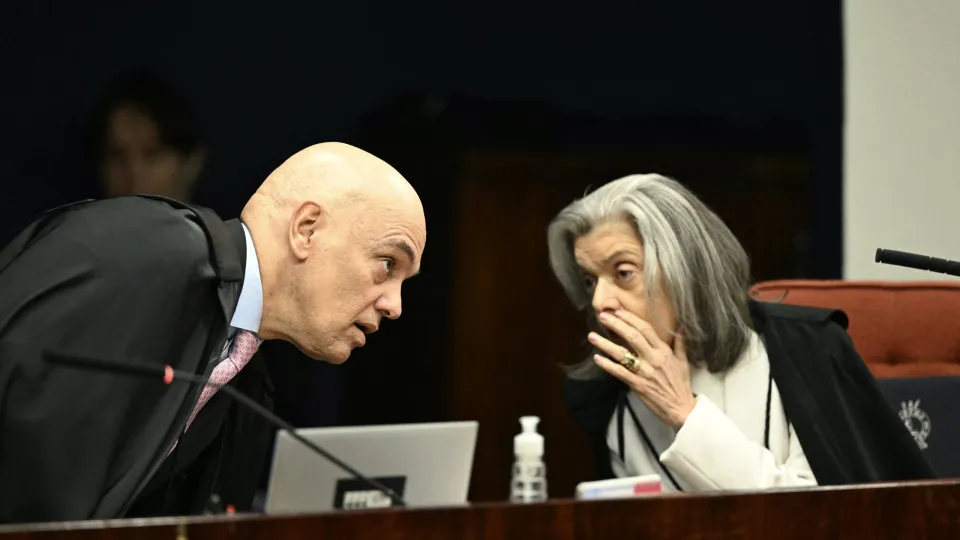 STF absolve pela 1ª vez réu na trama golpista, considera mais 9 culpados e acumula 24 condenações