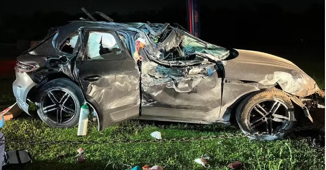 Empresária morre após acidente com Porsche em Balneário Camboriú