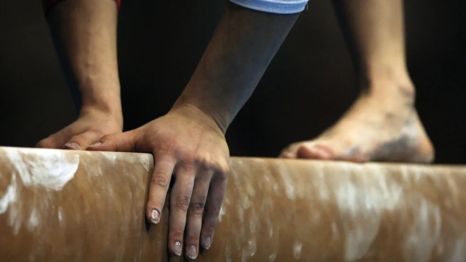 Ginastas processam federação americana por encobrir abusos sexuais