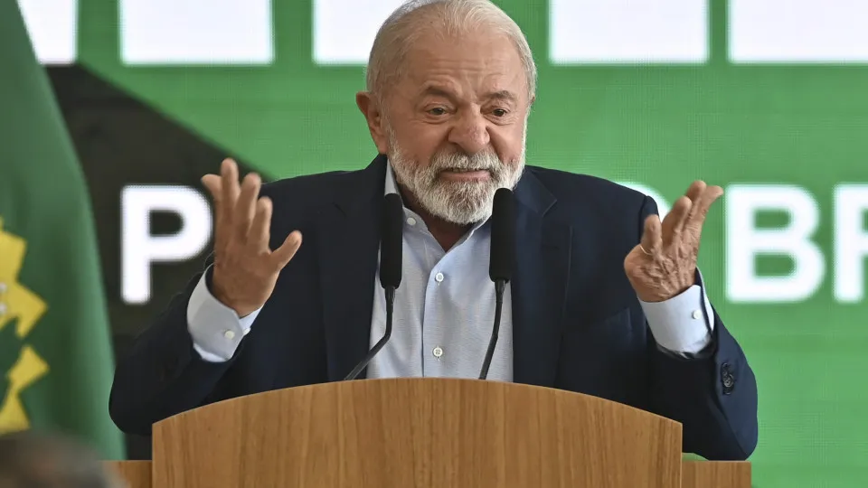 Pesquisa AtlasIntel/Bloomberg: Lula lidera todos cenários de 1º e 2º turnos das eleições 2026