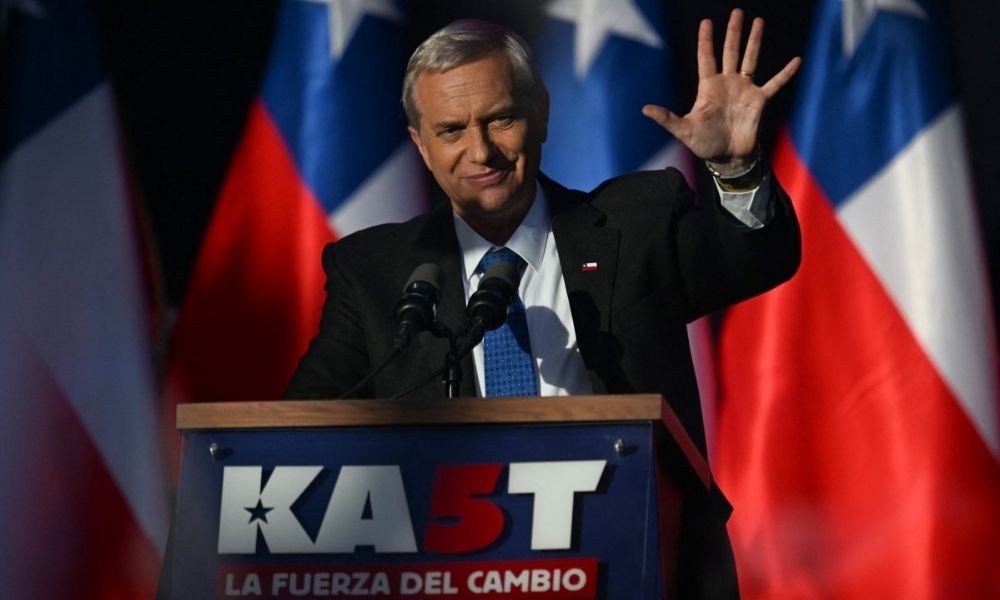 Quem é José Antonio Kast, ultradireitista eleito presidente do Chile